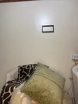 Stripchat Adult Webcam of sweet18creamybigpussy