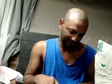 Stripchat Live Sex Cam of Camodick