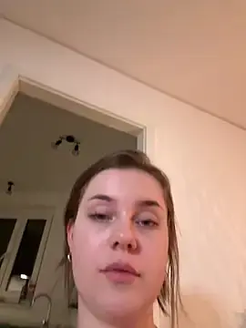 Stripchat Sex Cam of MaribelRiver