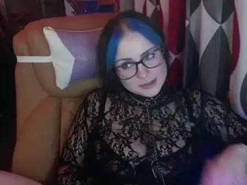 Stripchat Free Porn Cam of SubmissiveNicole