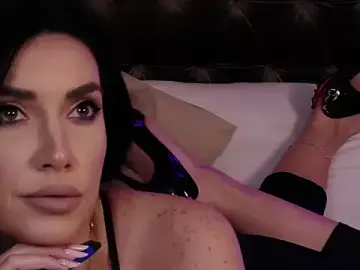 Stripchat Adult Webcam of StephanyMillan