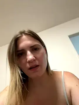 Stripchat Free Porn Cam of secretcrazy69