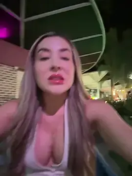 Stripchat Free Live Porn of Alexa_seexy1