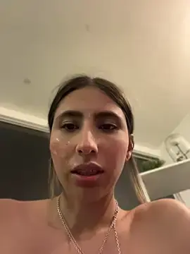 Stripchat Live Sex Cam of Ameellie