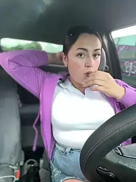 Stripchat Free Live Porn of Lesly_10-