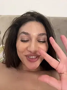 Stripchat Adult Video Chat of IrisBlues