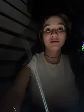 Stripchat Free Porn Cam of IrisBlues