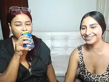 Stripchat Live Sex Cam of violeta_rous