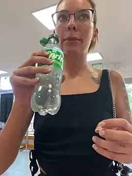 Stripchat Sex Cam of AmandaBryce