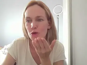 Stripchat Adult Webcams of Annylove1