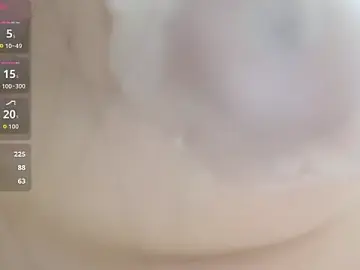 Stripchat Sex Cam of camille-w
