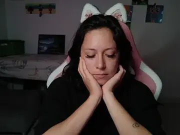 Stripchat Adult Webcam of MommyMiaWs
