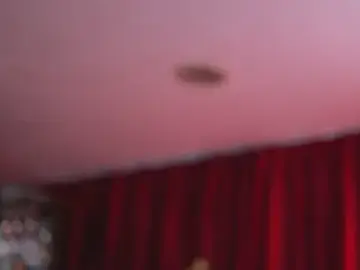 Stripchat Live Sex Cam of Evelyn_Evyyy