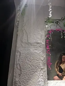 Stripchat Live Sex Cam of Ixchel_Anaid