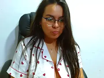 Stripchat Live Sex Cam of Ixchel_Anaid