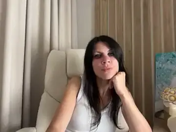 Stripchat Live Sex Cam of InjaAtHome