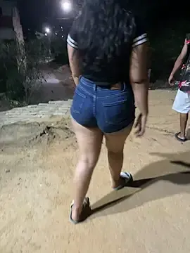 Stripchat Free Live Porn of royalgirls_x