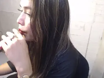 Stripchat Free Porn Cam of Urbabygirl_jenny