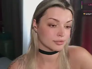 Stripchat Free Porn Cam of LadyDiLancaster