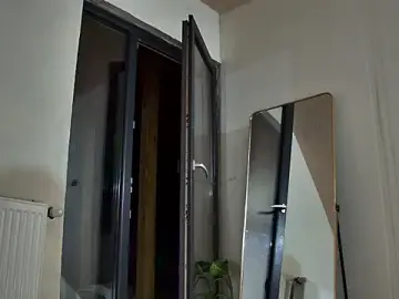 Stripchat Sex Cam of curvyana69