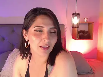 Stripchat Free Porn Cam of emily_leinner