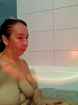 Stripchat Sex Cam of Celine_Faer1