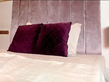 Stripchat Live Sex of sky_caroline