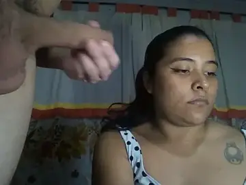 Stripchat Live Sex Cam of Bruno_Iris_sex