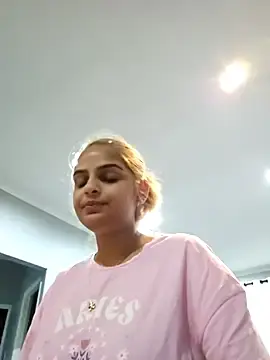 Stripchat Adult Webcam of DirtySnowball69
