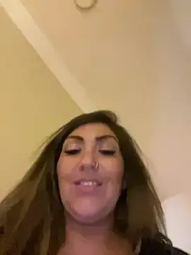 Stripchat Free Live Porn of LittleMissEeve