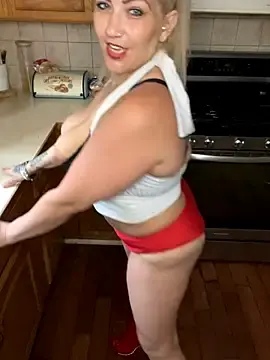 Stripchat Live Porn of LittleMissEeve