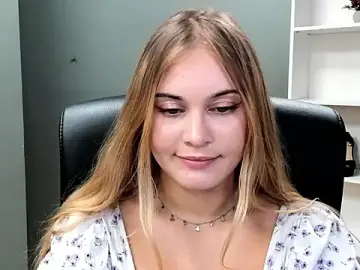Stripchat Adult Video Chat of kitty_valeria