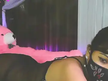 Stripchat Live Sex Cam of sexyhoney27