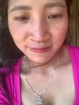 Stripchat Free Porn Cam of ThiHa003