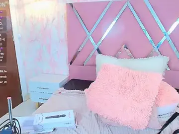 Stripchat Free Porn Cam of Dolce_pearl