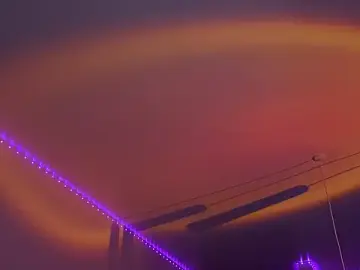 Stripchat Live Sex Cam of Sasha_Mason