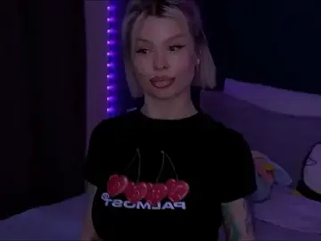 Stripchat Sex Cam of Sasha_Mason