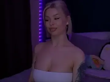 Stripchat Sex Cam of Sasha_Mason