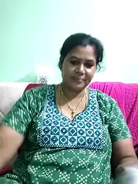 Stripchat Nude Webcam of tamilaruvi