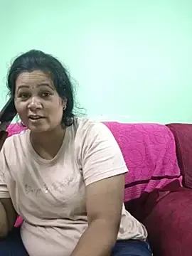 Stripchat Sex Chat of tamilaruvi