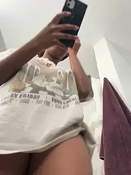 Stripchat Watch Live Sex Cams of Your_Paris