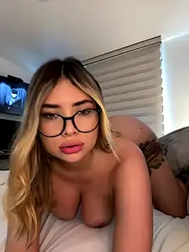 Stripchat Live Sex Cam of AnaCarrera