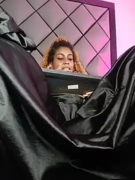 Stripchat Watch Live Sex Cams of ELLA_KELLY