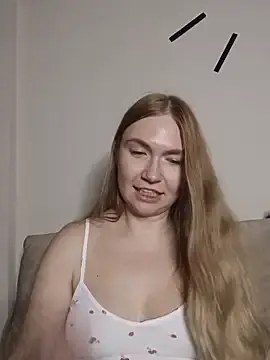 Stripchat Live Sex of KisaVixen