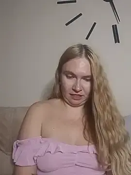 Stripchat Best live sex cam show of KisaVixen