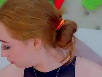 Stripchat Free Porn Cam of TinaBrook