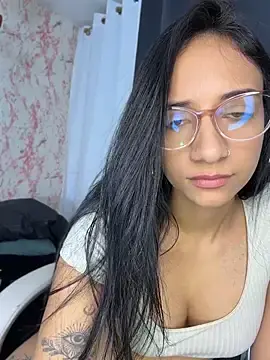 Stripchat Free Porn Cam of UrNewFantasy