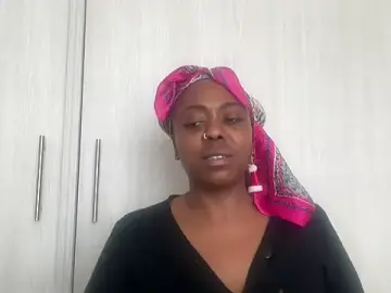 Stripchat Adult Webcams of ChocolateCakeQueen