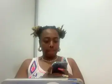 Stripchat Best live sex cam show of ChocolateCakeQueen