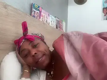 Stripchat Sex Cam of ChocolateCakeQueen
